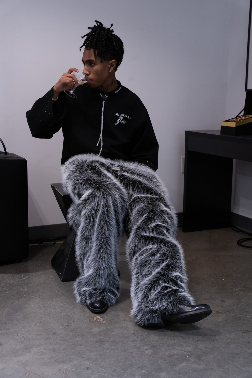 Black Diamond Crewneck